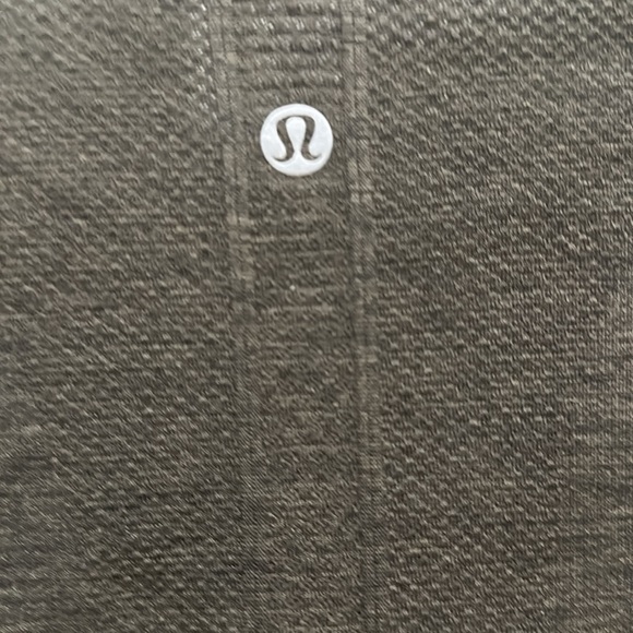 (6006)  🍋 LULULEMON RUN: Swiftly Tech Long Sleeve Crew Sz 10 EUC - Picture 10 of 10